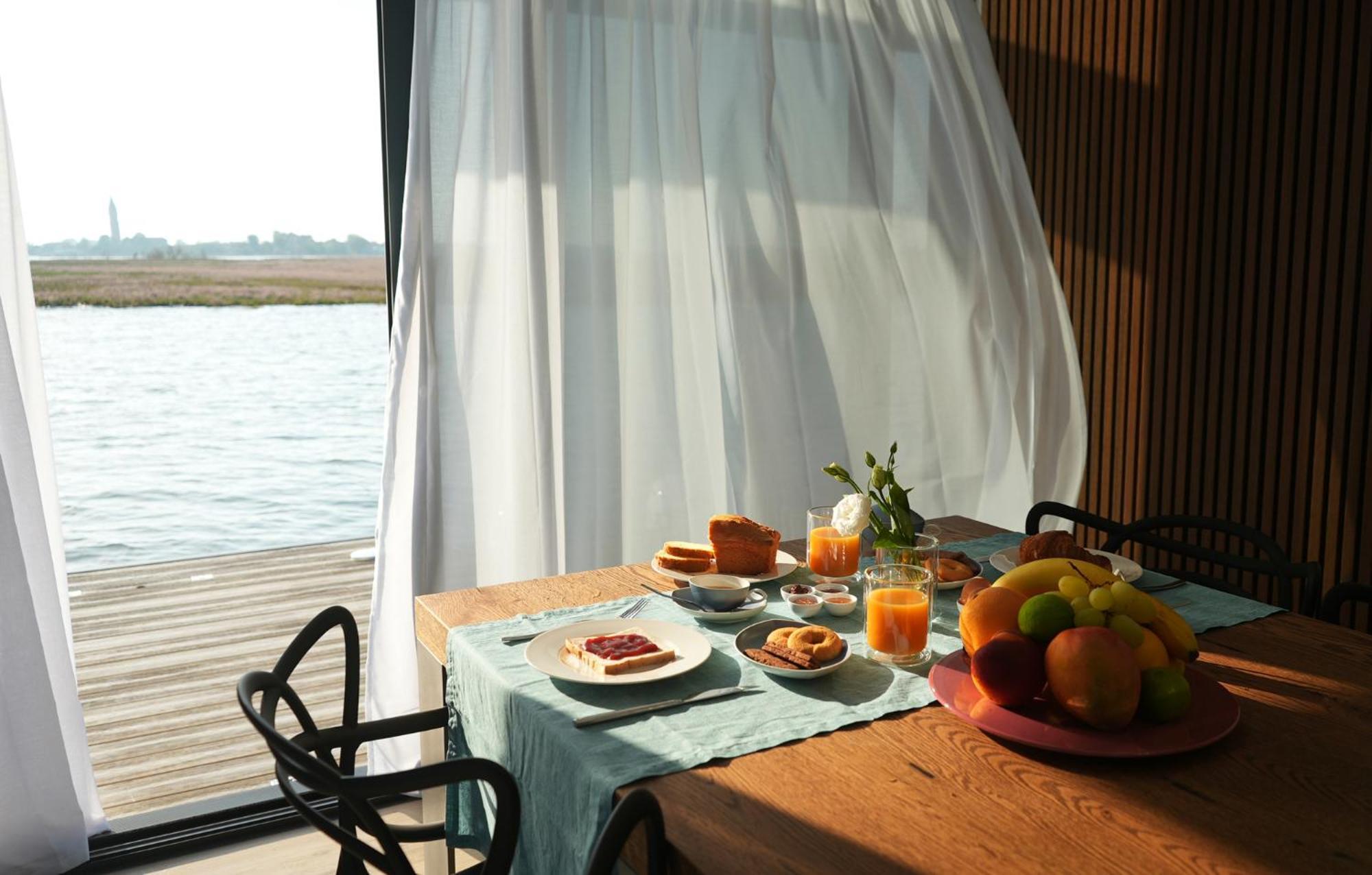 Aqva The Exclusive Water Loft In Bateau-hôtel Venise