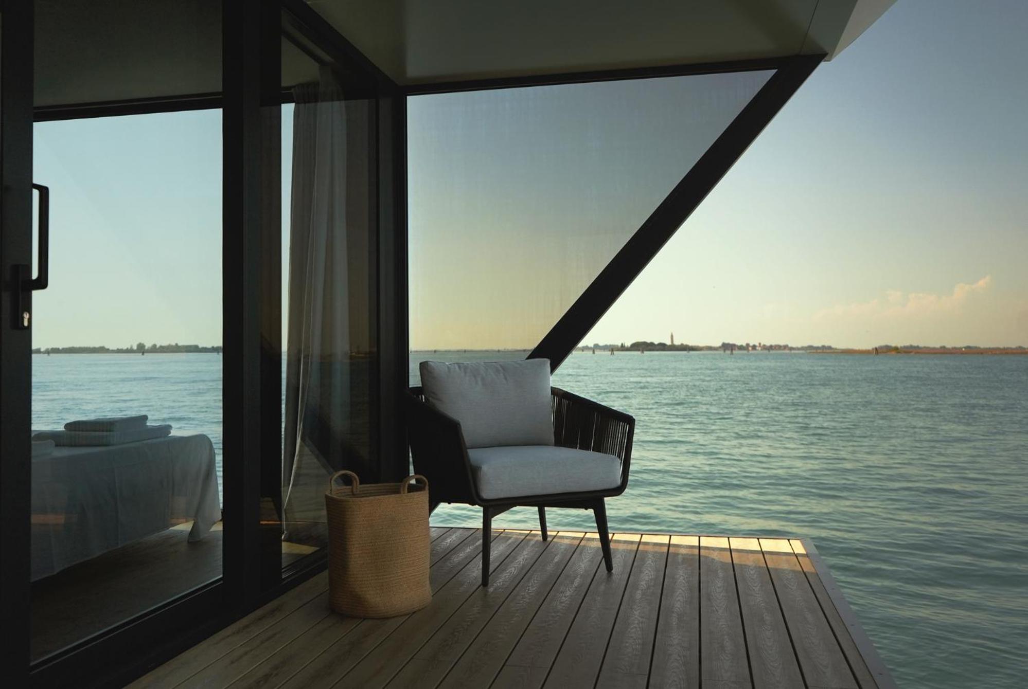 Aqva The Exclusive Water Loft In Venise